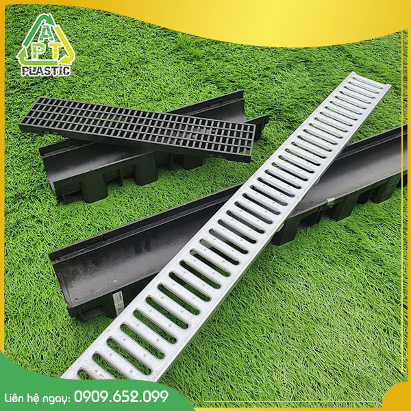 Gia công nhựa cảnh quan cây xanh